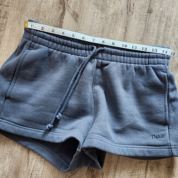 Aritzia TNA boyfriend shorts | echo grey, S - Picture 7 of 7